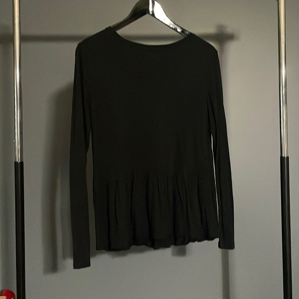 Like New Old Navy Peplum Bottom Black Long Sleeve Shirt